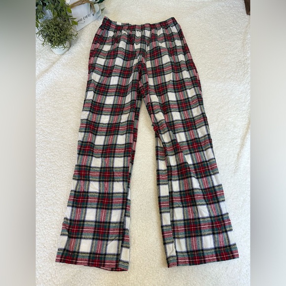 Macy’s family pajamas Stewart plaid pants. Size XS. - Picture 1 of 5